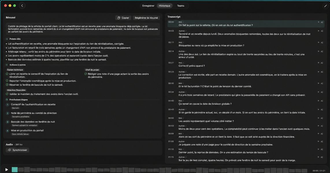 Fenêtre Dictalia sur Mac : à gauche le résumé structuré d'un comité de pilotage, à droite le transcript horodaté ligne par ligne